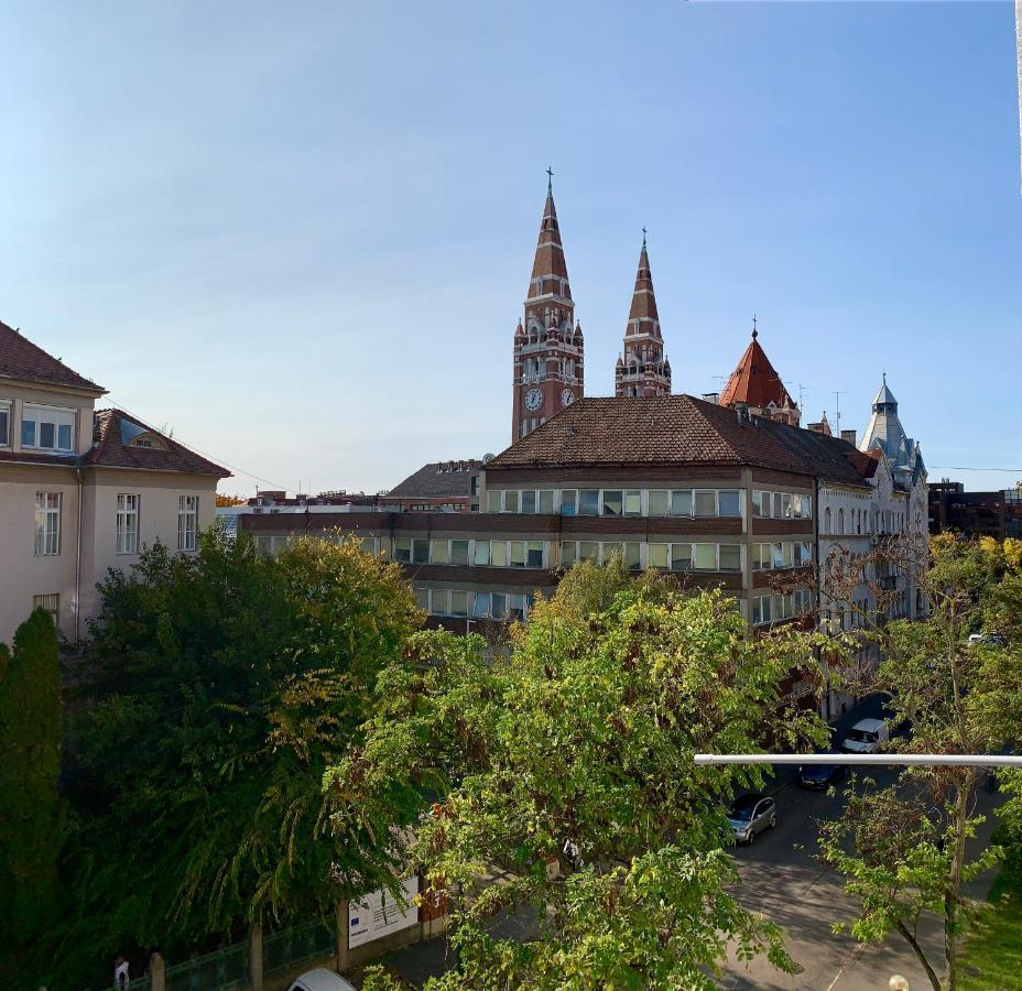 Cozy Apartment In The City Centre Next To Dom Square Szeged Eksteriør bilde