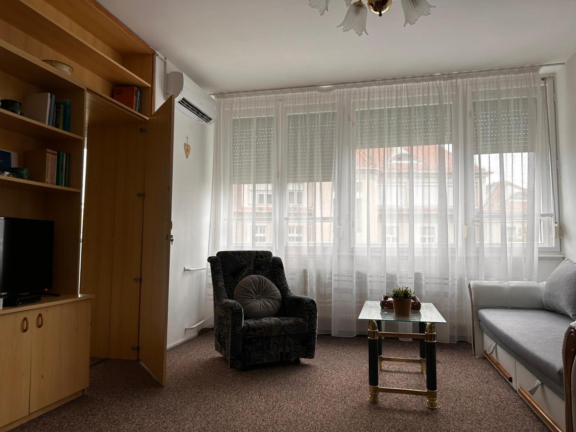 Cozy Apartment In The City Centre Next To Dom Square Szeged Eksteriør bilde